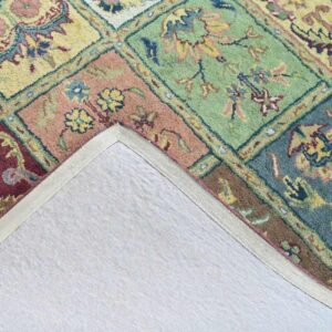 bakhtiyar-wool-rug-closeup